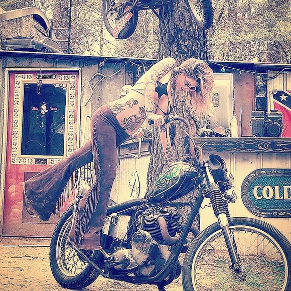 SHORT LENGTH Hiphugger Fringe Bell Bottoms in BROWN TIE DYE Rocker Festival Boho - Picture 6 of 13